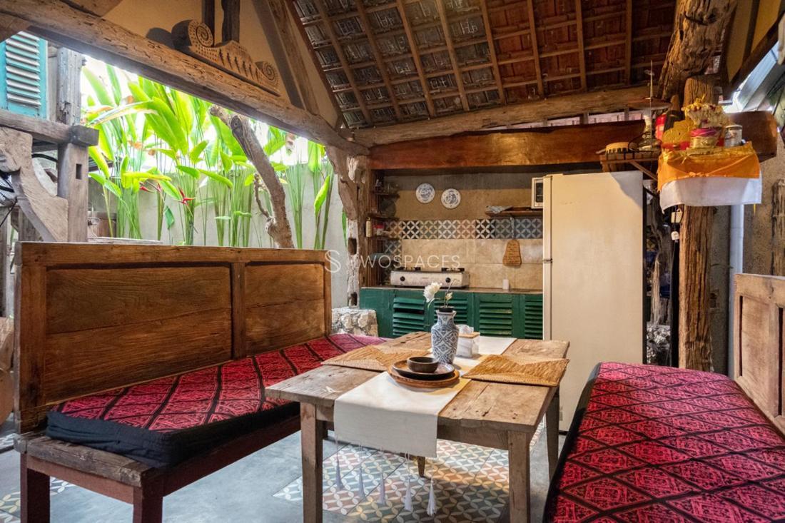 Kayu Beach Villa By Twospaces, Nusa Dua Beach Exteriör bild